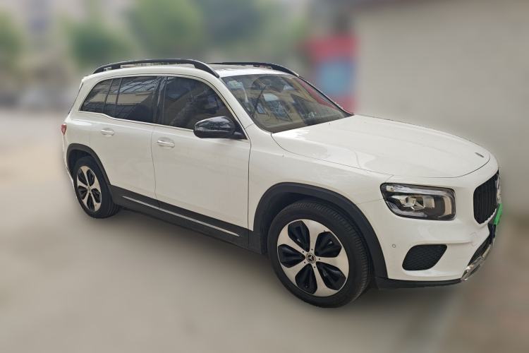 Used Mercedes-Benz GLB 2021 GLB 200 Fashion Model Front Right 45 Deg