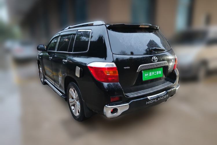 Used Toyota Highlander 2011 2.7L Two-Wheel Drive 7-Seater Luxury Edition
