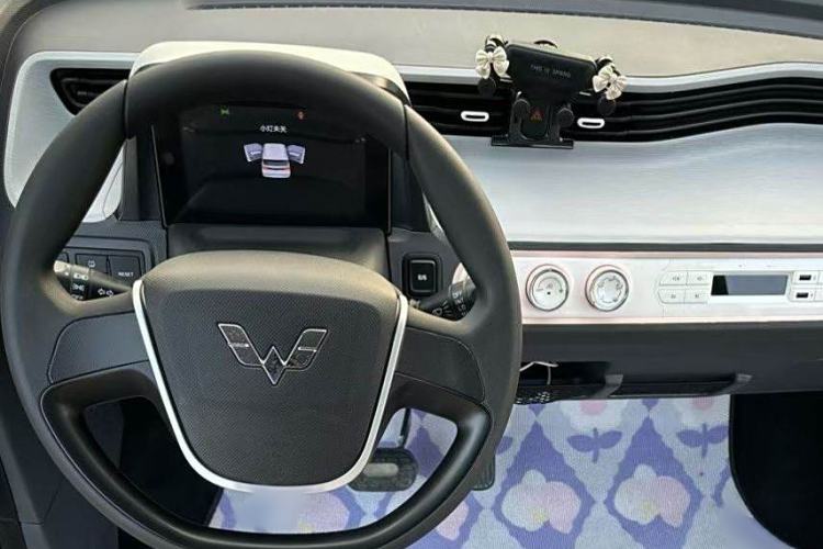 Used Wuling Hongguang MINIEV 2022 Macaron Premium Model – Lithium Iron Phosphate