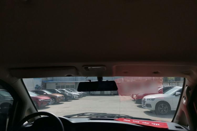 Used FORTHING Lingzhi 2023 M5L 1.6L Base Model 5 Seats Headliner