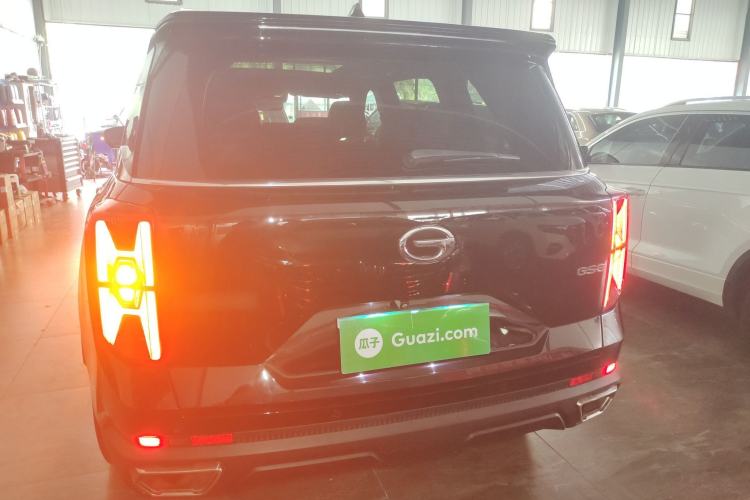 Used GAC Trumpchi GS8 2022 Linghang Series 2.0 TGDI Two-Wheel-Drive Luxury Smart Connectivity Version (7 Seats)