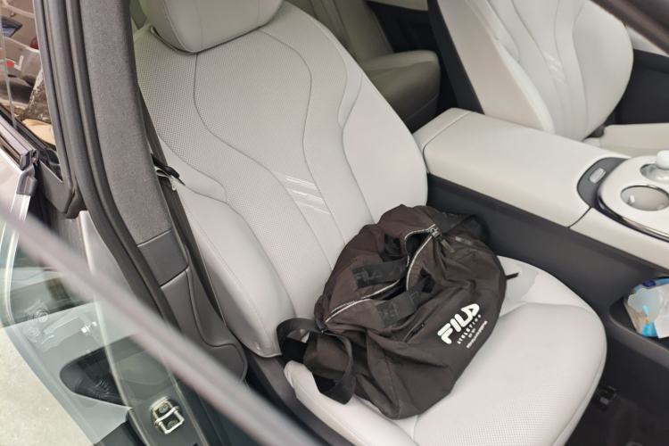 Used XPeng G7 2025 Model—702 Ultra Long Range Right Front Seat