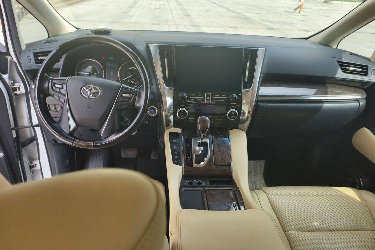 Used Toyota Vellfire 2020 Dual-Engine 2.5L HV Prestige Edition Center Console