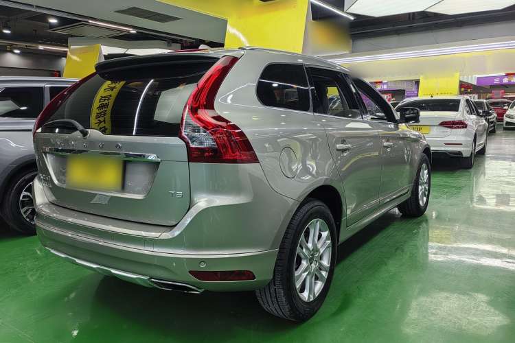 Used Volvo XC60 2016 T5 Smart Drive Edition
