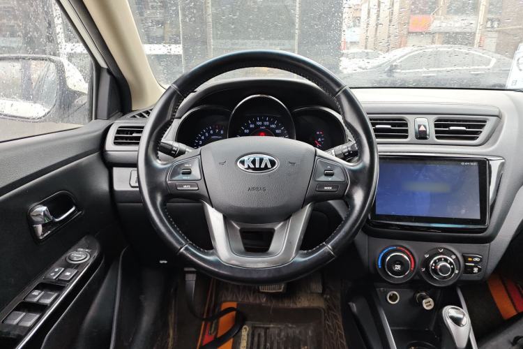 Used Kia K2 2012 Hatchback 1.6L AT Premium Commemorative Edition