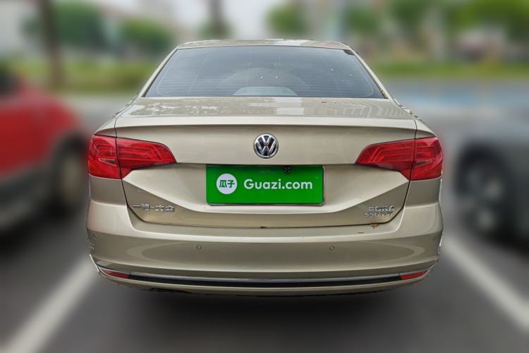 Used Volkswagen Bora 2018 230TSI DSG Comfort Model
