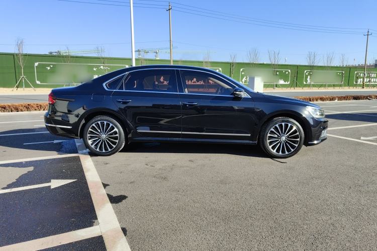 Used Volkswagen Passat 2017 330TSI DSG Prestige Edition
