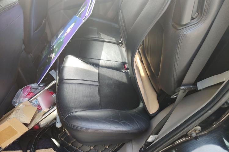 Used Mitsubishi Pajero Sport 2011 3.0L Luxury Navigation Edition Left Rear Seat