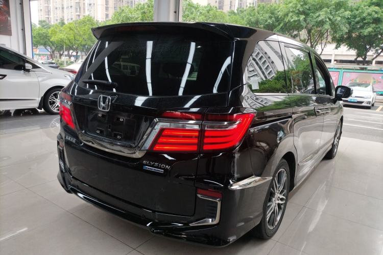 Used Honda Elysion 2019 2.0L Hybrid Luxury Edition
