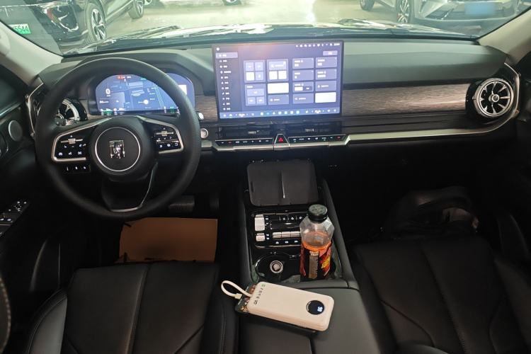 Used Tank 400 New Energy 2026 Model—Hi4-T Smart Enjoyment Version Center Console