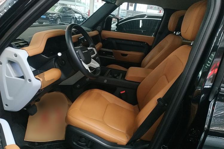 Used Land Rover Defender 2024 110 3.0T P400 Dark Edition
