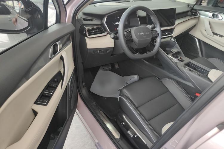 Used Lynk & Co 06 2023 Remix 1.5T Shero
