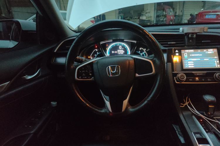 Used Honda Civic 2016 220TURBO CVT Luxury Edition