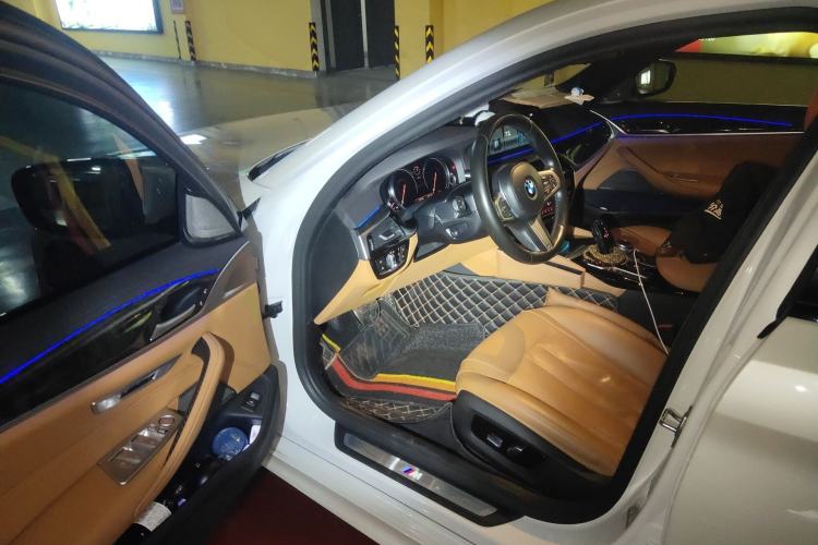 Used BMW 5 Series 2018 Restyled 530Li Luxury Edition M Sport Package