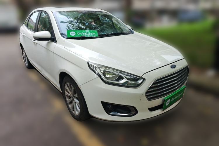 Used Ford Escort 2015 1.5L Automatic Fashion Model