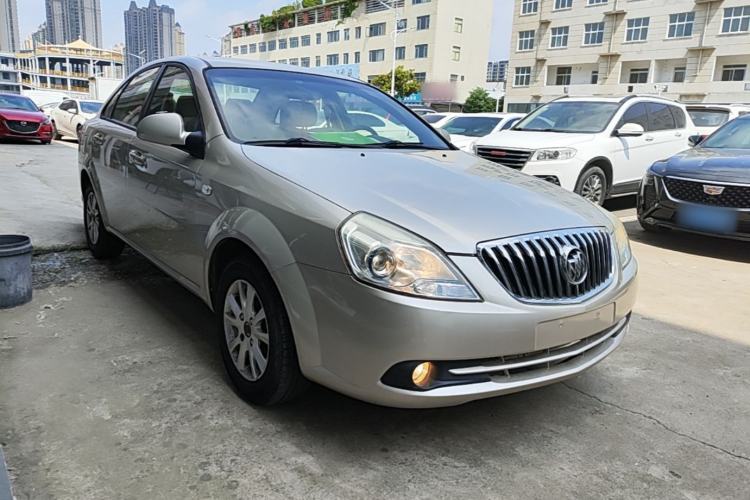 Used Buick Excelle 2013 1.5L Automatic Classic Model
