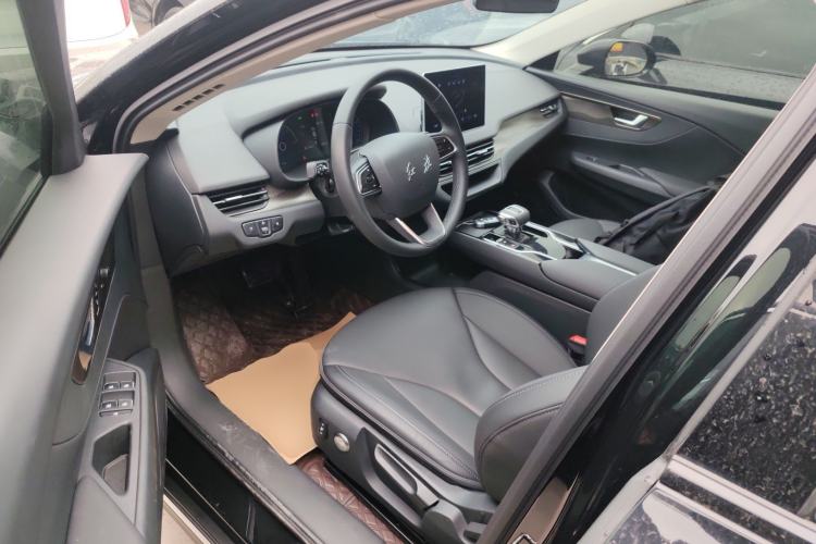 Used Hongqi E-QM5 2021 Charging Version Flagship Edition Left Front Seat