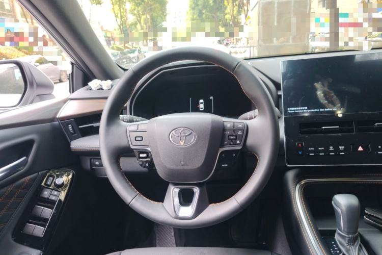 Used Toyota Avalon 2024 Dual-Motor 2.0L Luxury Edition
