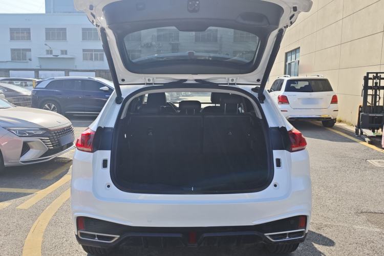 Used Wey VV5 2021 1.5T Two-Wheel Drive Smart Pioneer
