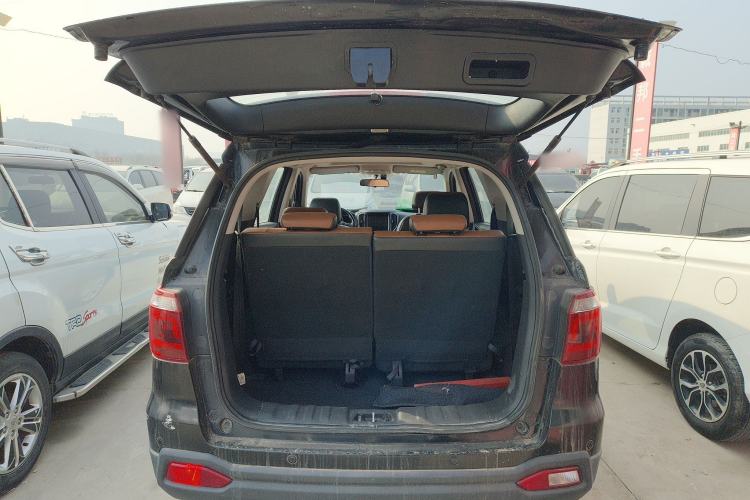 Used Oshan CX70 2016 1.6L Manual Luxury Model
