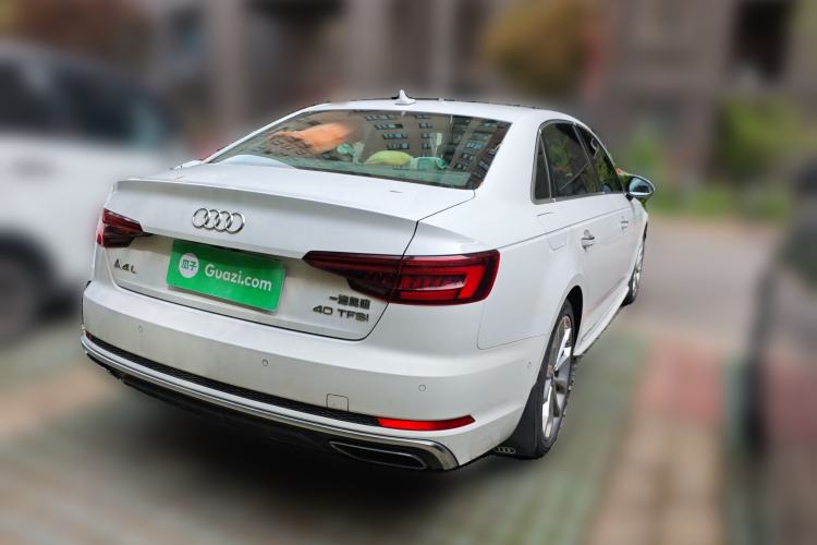 Used Audi A4L 2019 40 TFSI Fashion Edition China VI Emission Standard