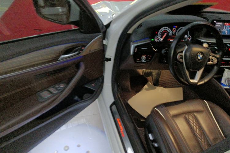 Used BMW 5 Series 2019 Facelifted 530Li Leading Edition Luxury Package