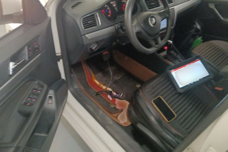 Used Volkswagen Lavida 2015 1.6L Automatic Fashion Edition