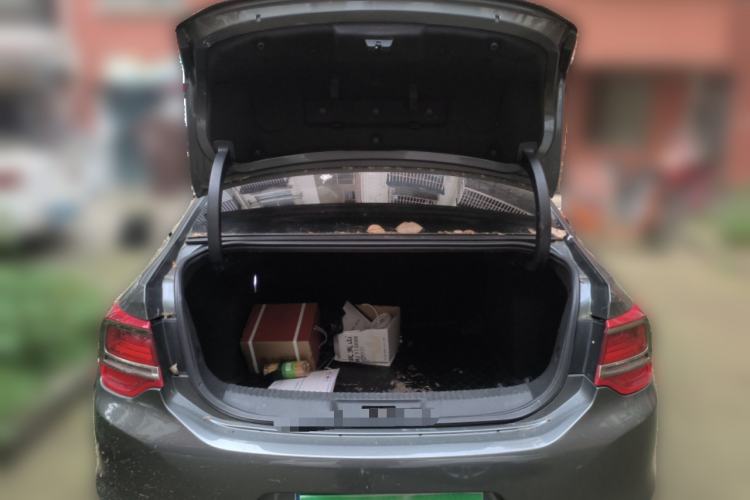 Used DS 5LS 2014 1.8L automatic Comfort version VTi140
