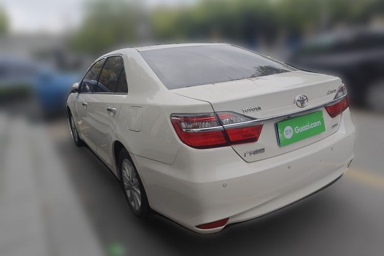 Used Toyota Camry 2016 2.0G 10th Anniversary Leading Edition
