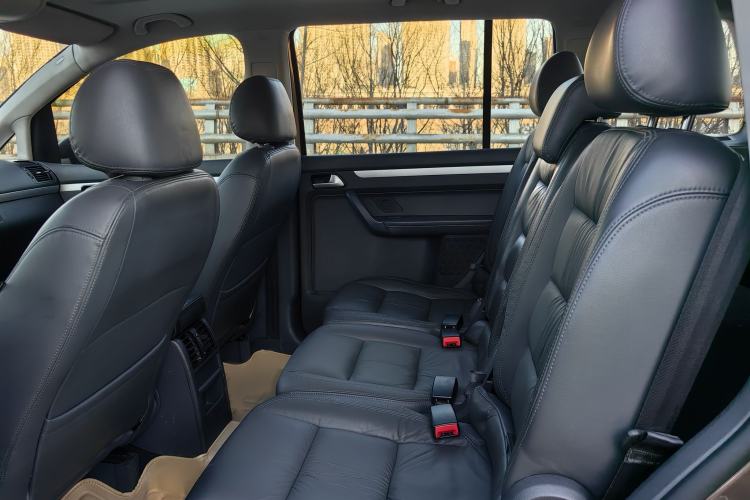 Used Volkswagen Touran 2013 1.4T DSG Comfort Edition 5-Seater
