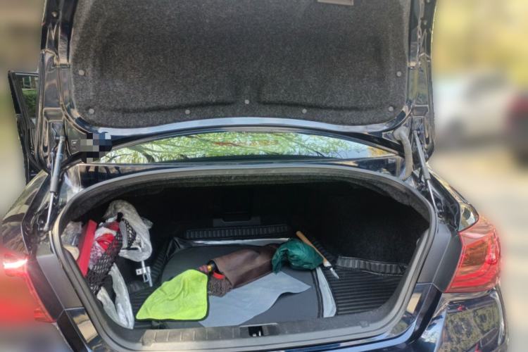 Used Infiniti Q70 2019 Q70L 2.0T Elite Plus Version Trunk