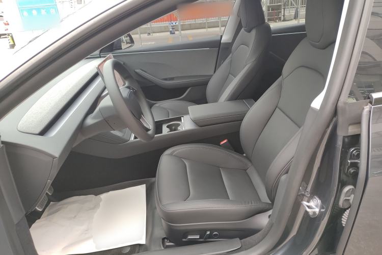 Used Tesla Model 3 2025 Rear-Wheel-Drive Version