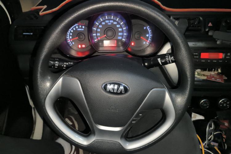 Used Kia K2 2015 Sedan 1.4L MT GLS
