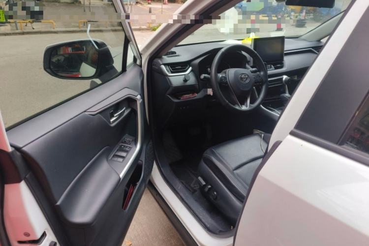 Used Toyota RAV4 2022 2.0L CVT Two-Wheel Drive Fashion Edition