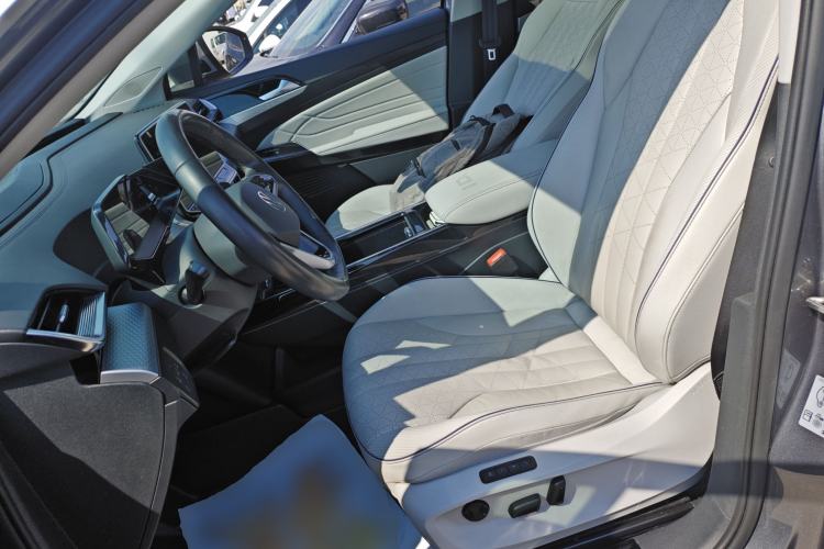 Used Volkswagen ID.6 X 2021 1st Edition ID. First Impression Edition Left Front Seat