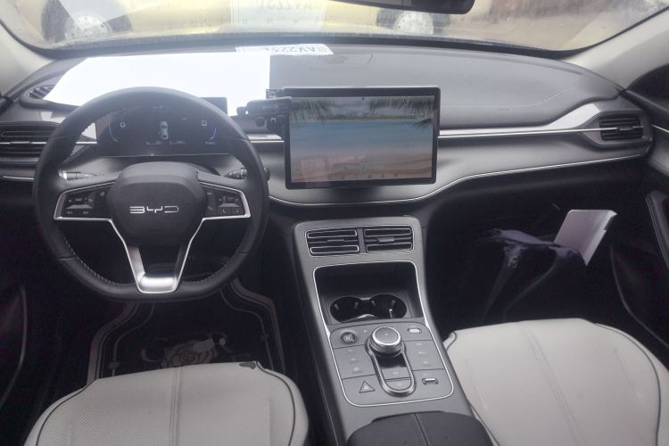 Used BYD Destroyer 05 2024 HONOR Edition DM-i 55KM Luxury Model
