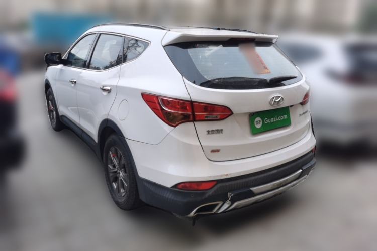 Used Hyundai Santa Fe 2013 2.4L Automatic Two-Wheel Drive Smart Version Rear Left 45 Deg