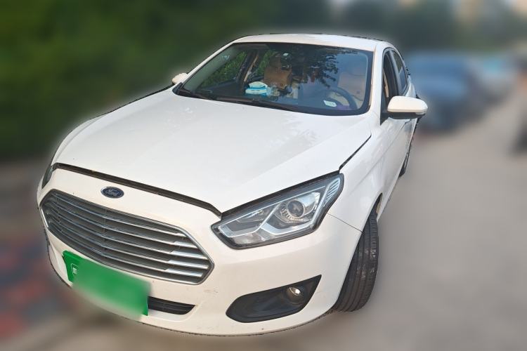 Used Ford Escort 2015 1.5L Manual Comfort Model