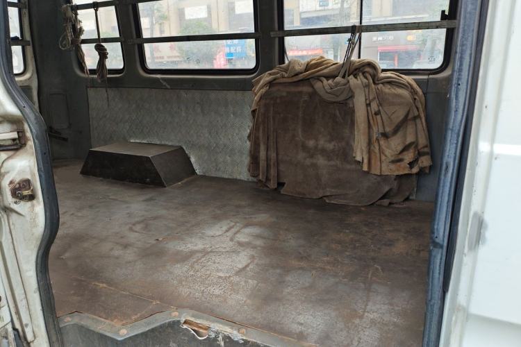 Used Iveco Power Daily  Left Rear Seat