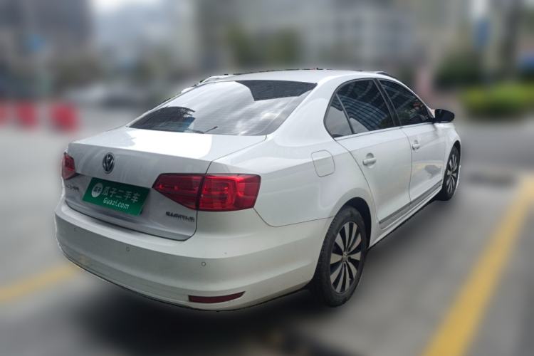 Used Volkswagen Sagitar 2017 1.6L Manual Comfort Model