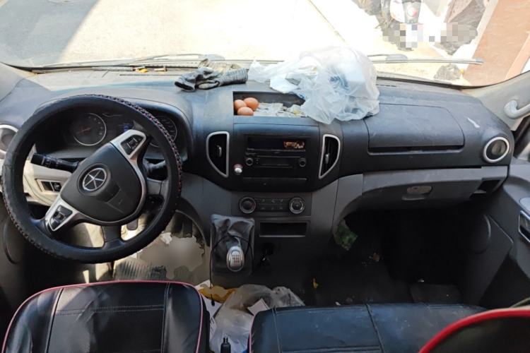 Used JAC Group Sunray 2017 2.0T Short-Wheelbase Mid-Roof Xingkuaiyun Multi-Purpose Commercial Vehicle
