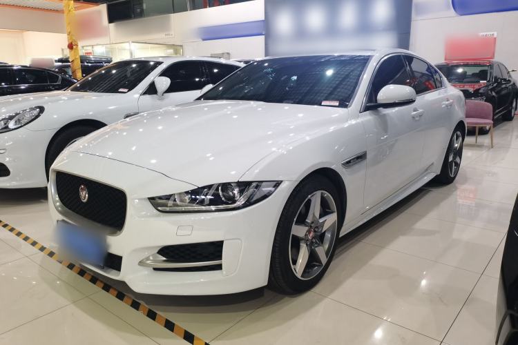 Used Jaguar XE 2017 2.0T 200 PS R-Sport
