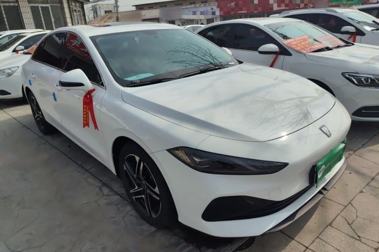 Used Roewe D7 2023 DMH 125km Excellence Edition
