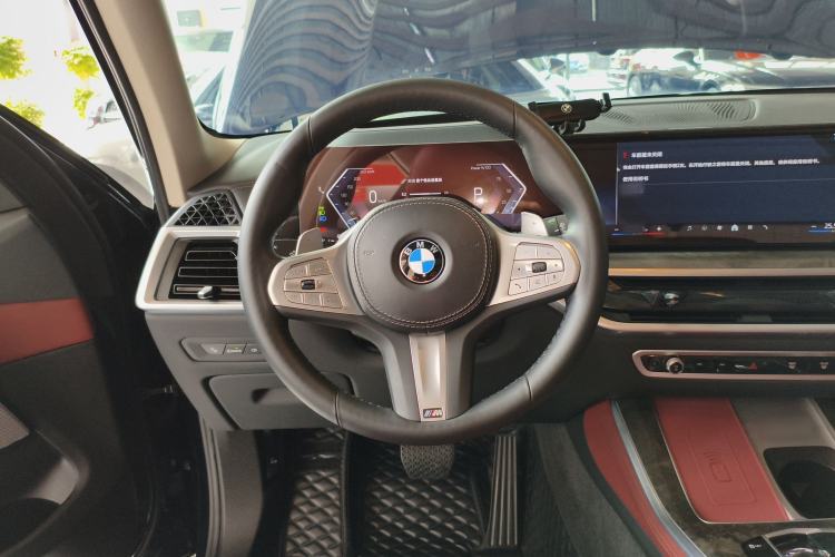 Used BMW X5 2023 xDrive 30Li Luxury M Sport Package