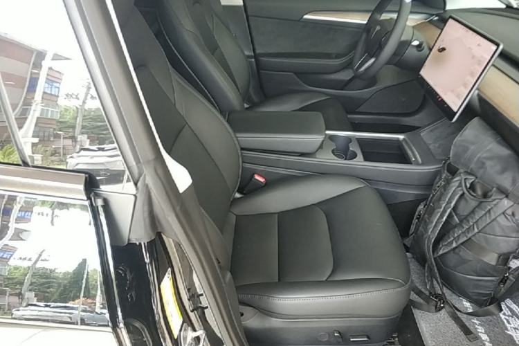 Used Tesla Model 3 2022 Rear-Wheel-Drive Version Right Front Seat