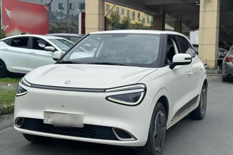 Used Dongfeng NAMMI 01 2024 New Edition 330 Plus Smart+