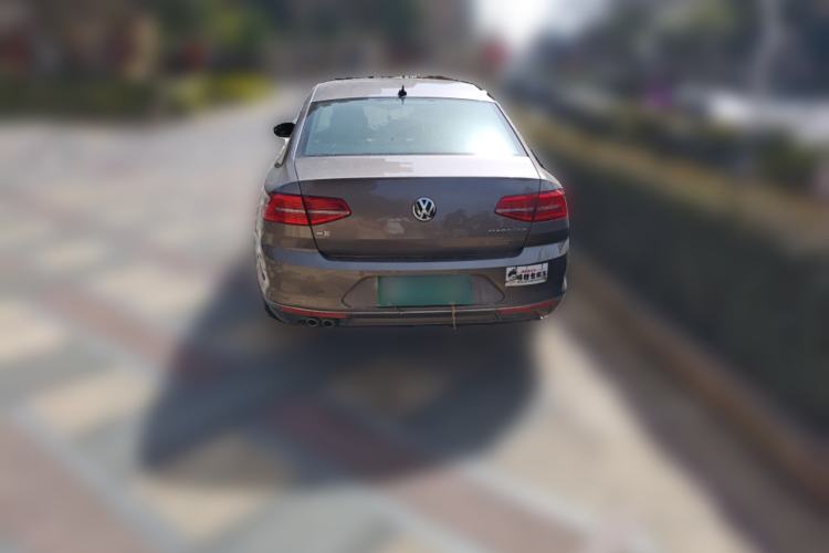 Used Volkswagen Magotan 2017 280TSI DSG Comfort Model Rear