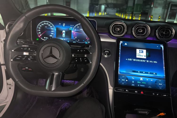 Used Mercedes-Benz C-Class 2024 C 260 L Brilliant Night Sports Edition Steering Wheel