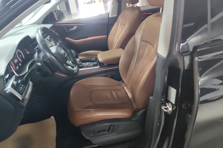 Used Audi Q8 2019 55 TFSI Luxury Dynamic Model