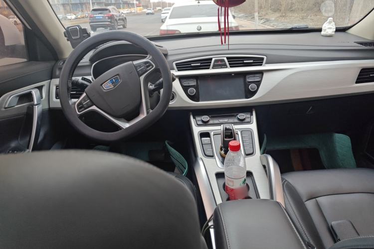 Used Geely Auto Emgrand X7 Sport 2020 1.8TD DCT Two-Wheel Drive Smart Connect 4G-Enabled Version